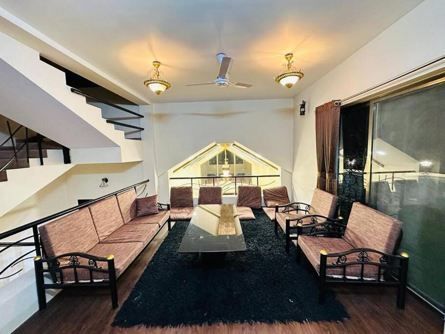Casa Majestic Lonavala Villa Exterior photo